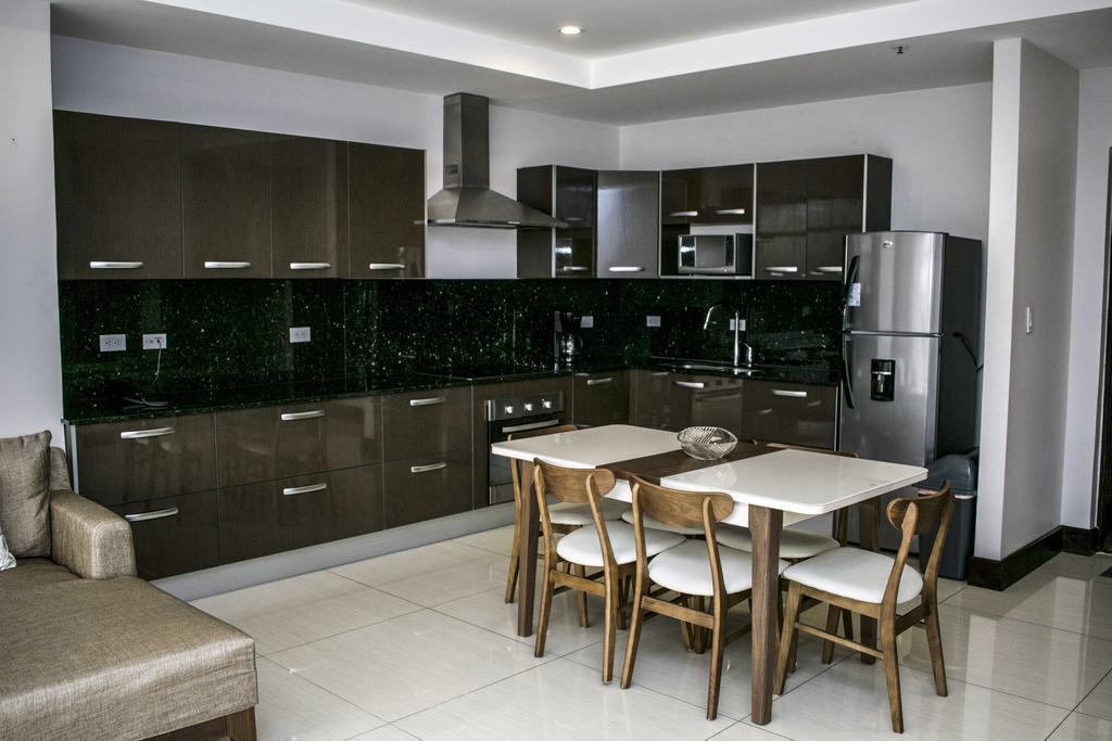 Torres Del Lago Suites And Apartments サンホセ エクステリア 写真