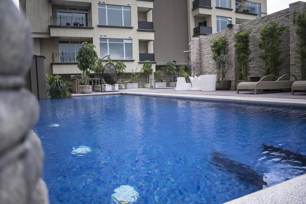 Torres Del Lago Suites And Apartments サンホセ エクステリア 写真