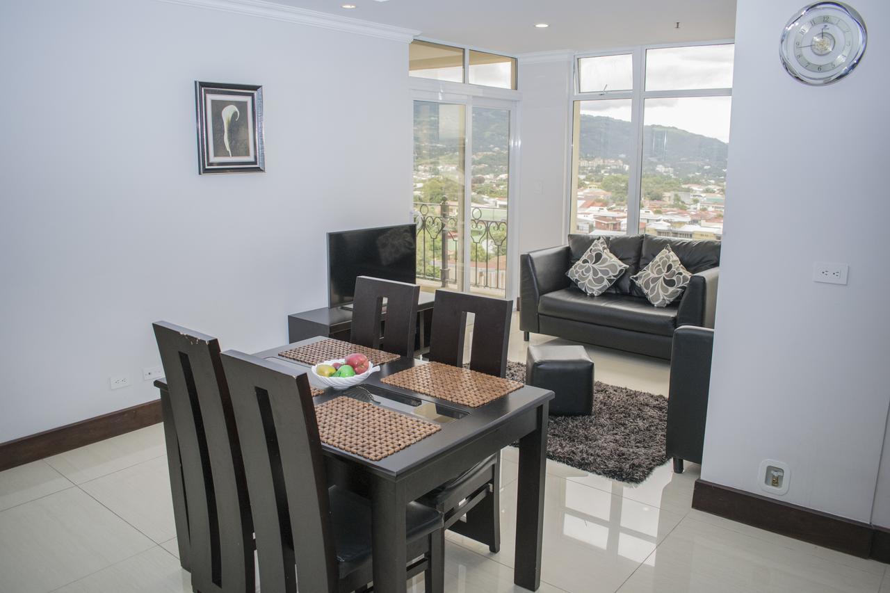 Torres Del Lago Suites And Apartments サンホセ エクステリア 写真