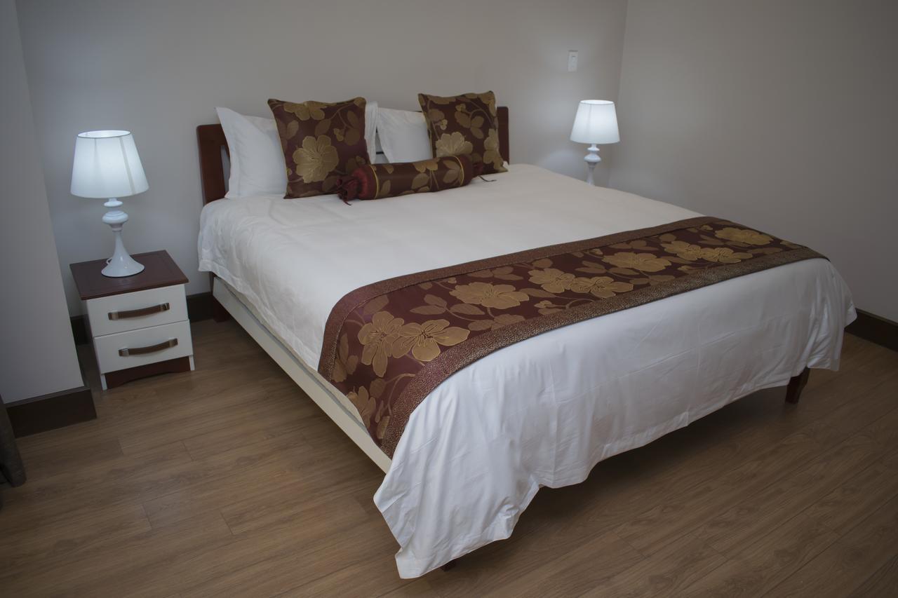 Torres Del Lago Suites And Apartments サンホセ エクステリア 写真