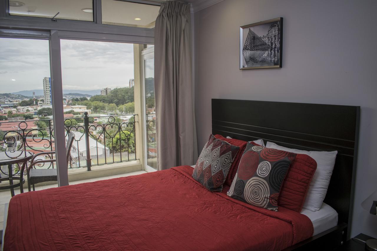 Torres Del Lago Suites And Apartments サンホセ エクステリア 写真