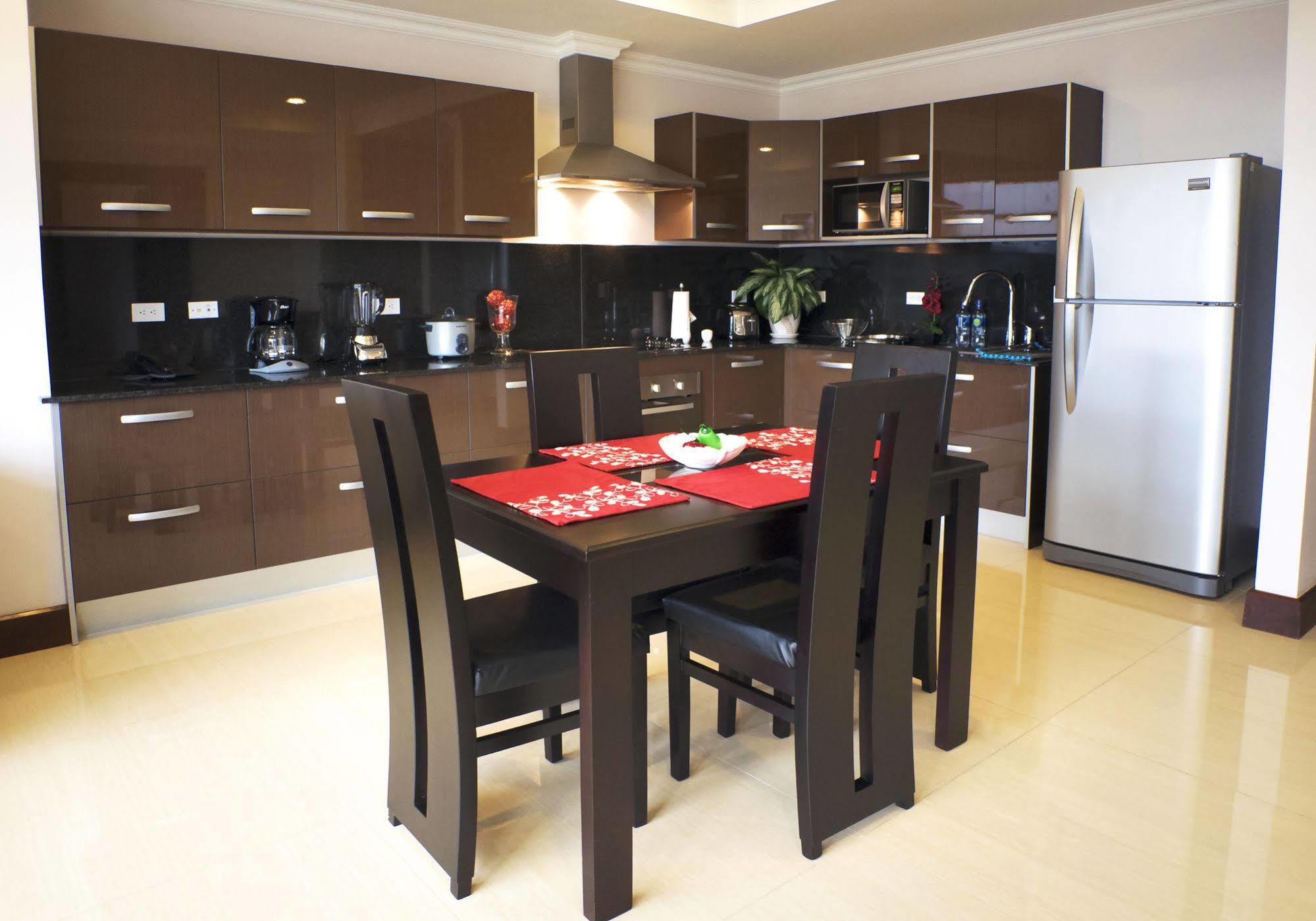 Torres Del Lago Suites And Apartments サンホセ エクステリア 写真