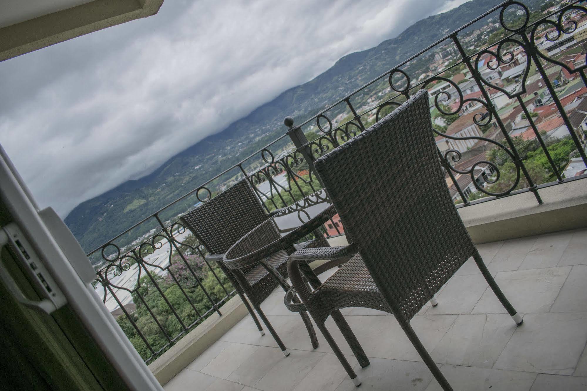 Torres Del Lago Suites And Apartments サンホセ エクステリア 写真