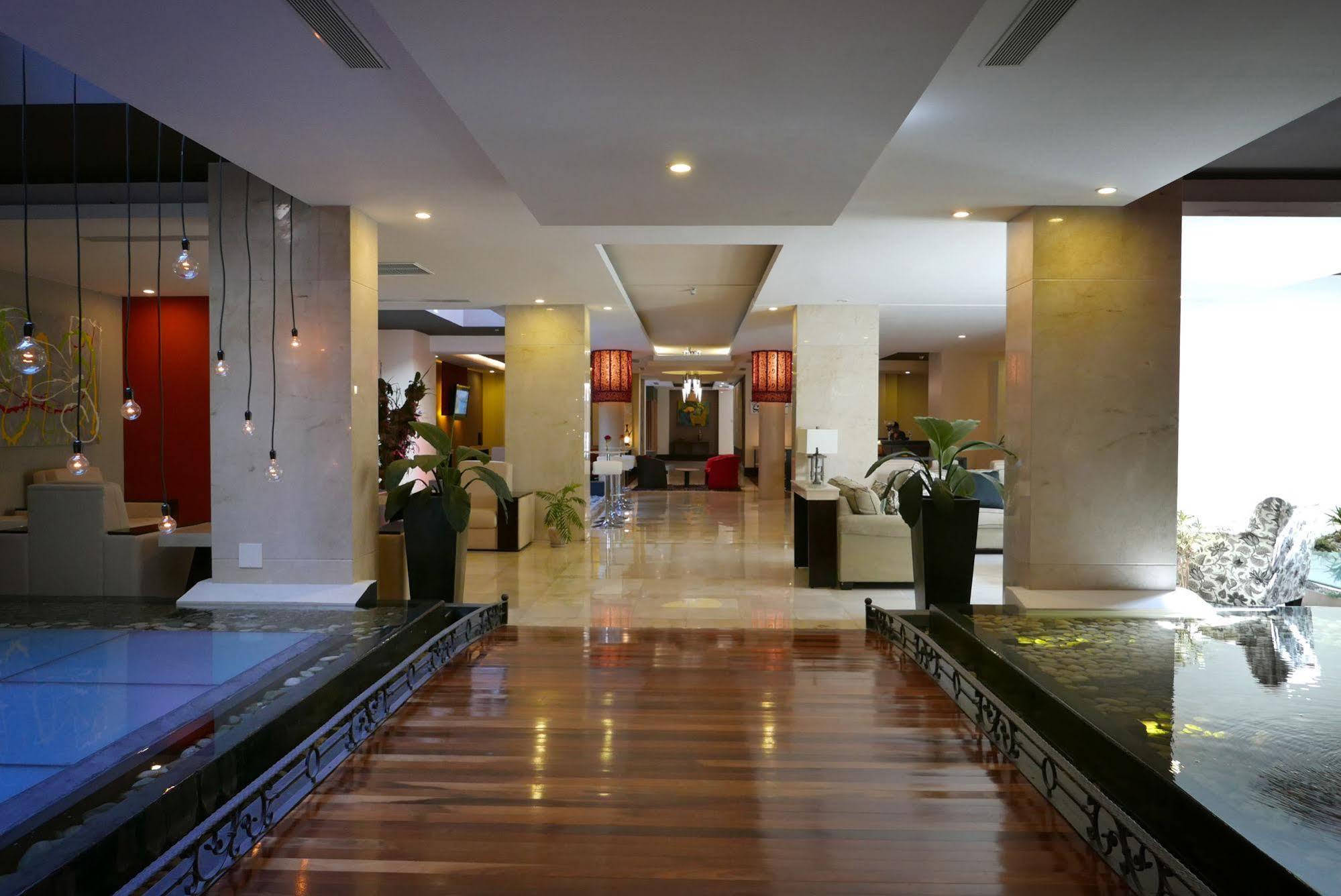 Torres Del Lago Suites And Apartments サンホセ エクステリア 写真
