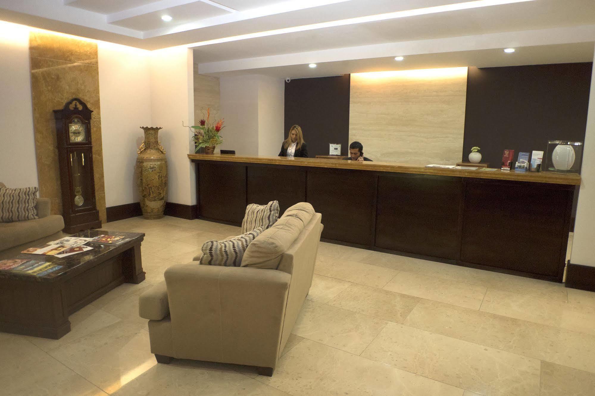 Torres Del Lago Suites And Apartments サンホセ エクステリア 写真