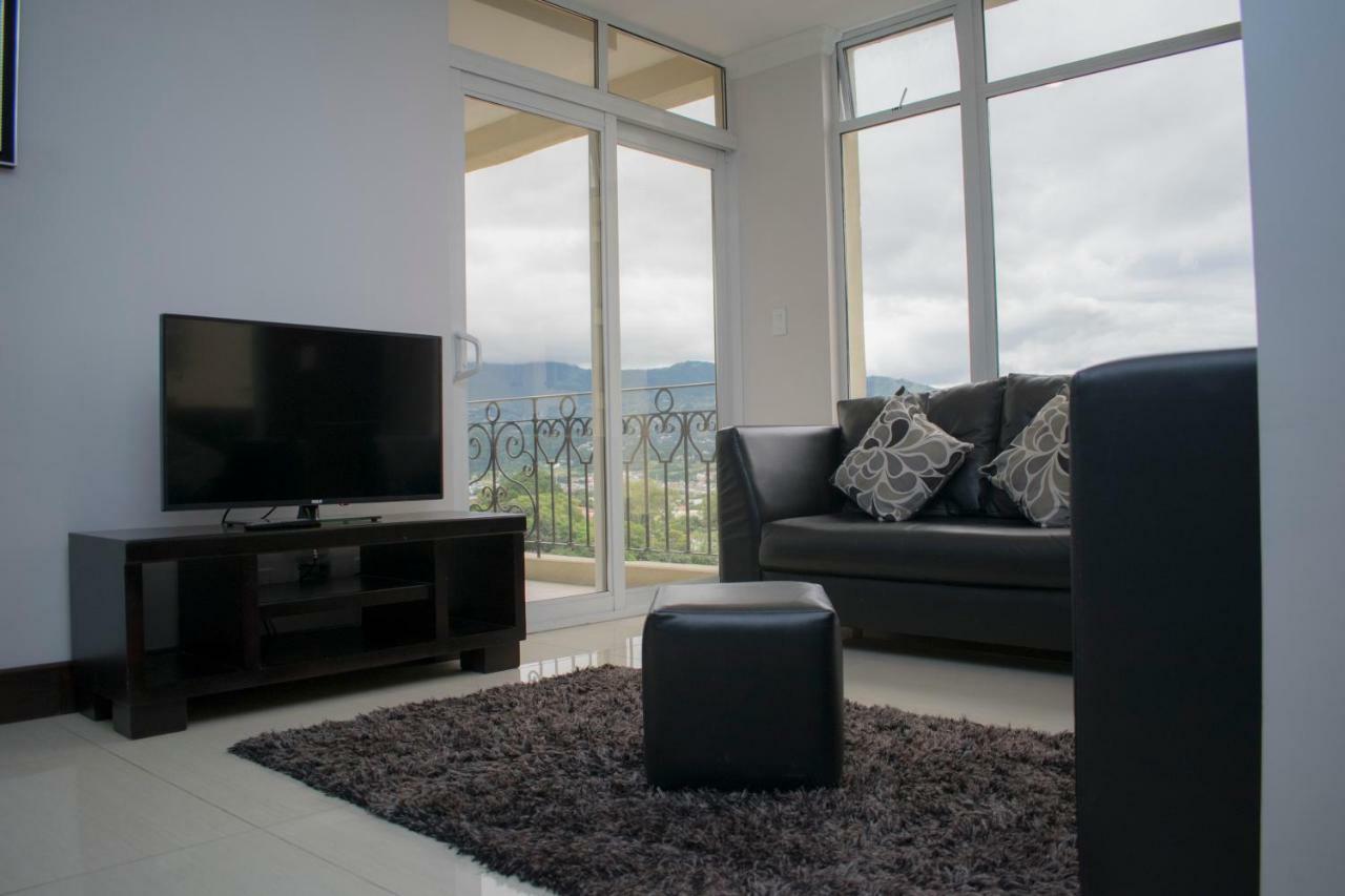 Torres Del Lago Suites And Apartments サンホセ エクステリア 写真
