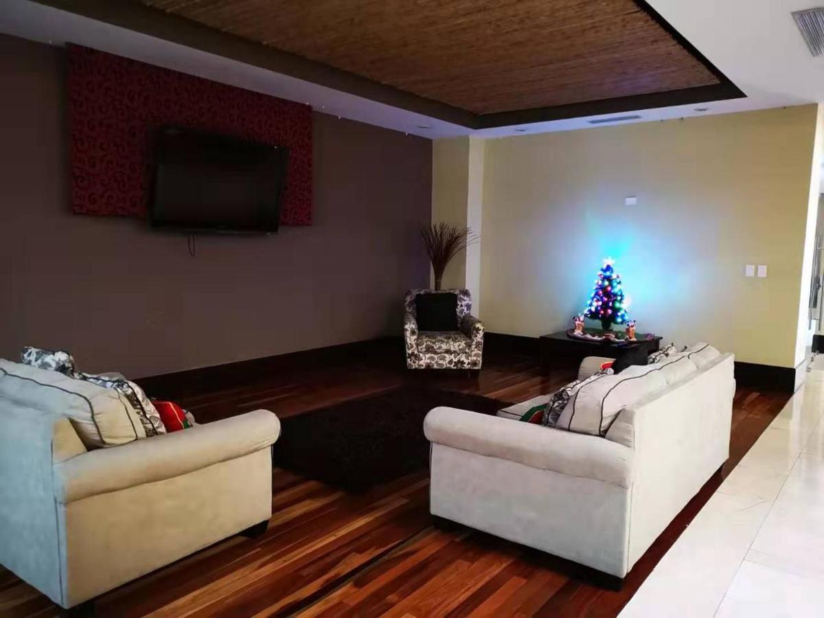 Torres Del Lago Suites And Apartments サンホセ エクステリア 写真